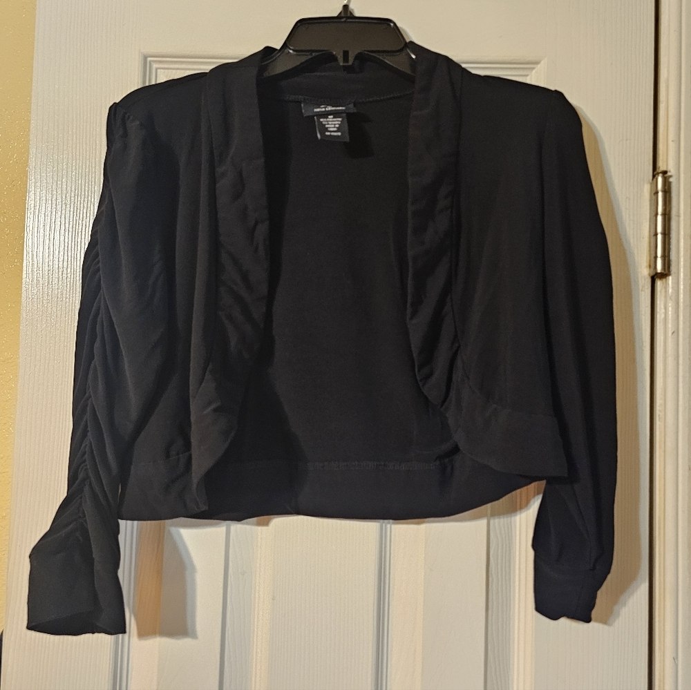 Nina Leonard Black Women's Shrug With Scrunched Sleeves